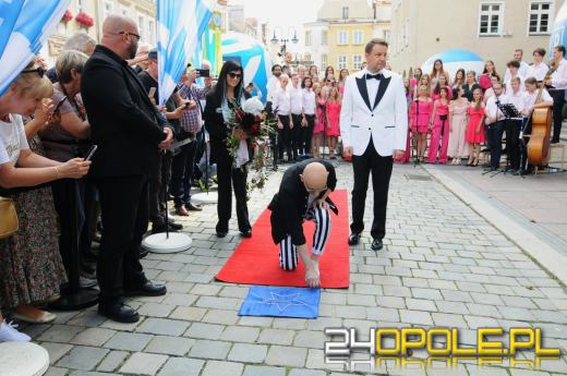 Cztery kolejne gwiazdy odsłonięto w opolskiej Alei Gwiazd