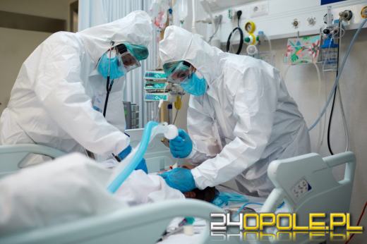 Licytacja respiratorów od "handlarza bronią". Znalazł się kupiec?