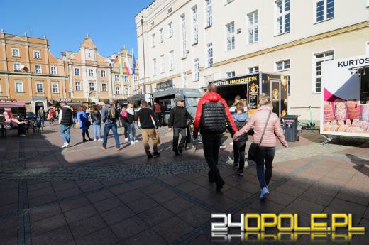 Smacznie na opolskim rynku! Trwa festiwal Food Fest