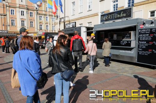 Smacznie na opolskim rynku! Trwa festiwal Food Fest