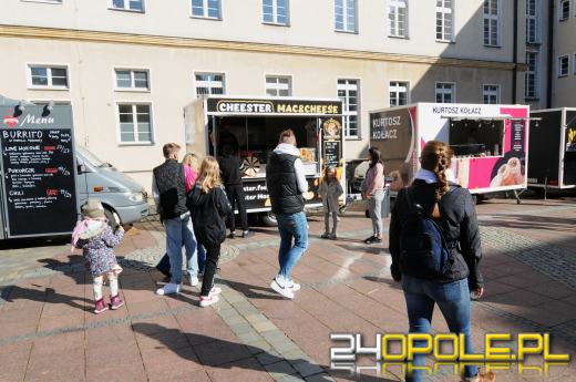 Smacznie na opolskim rynku! Trwa festiwal Food Fest