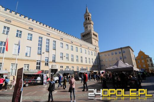Smacznie na opolskim rynku! Trwa festiwal Food Fest