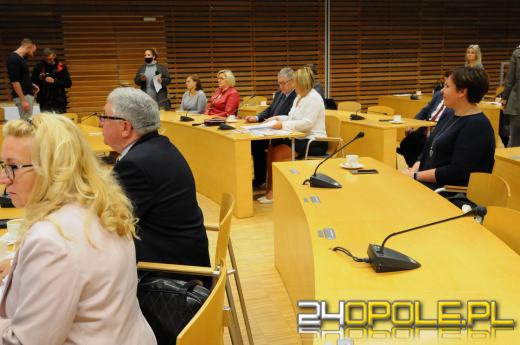 Niemal 6 milionów euro dodatkowo dla Lokalnych Grup Działania