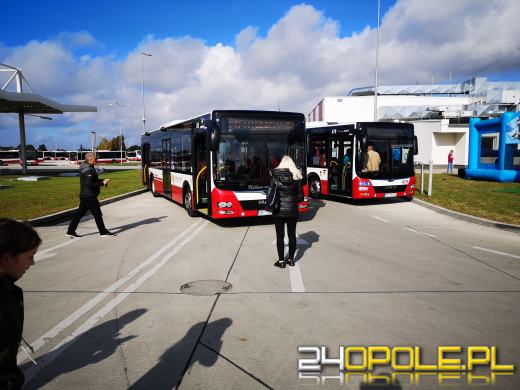 Trwa dzień otwarty w zajezdni Miejskiego Zakładu Komunikacyjnego