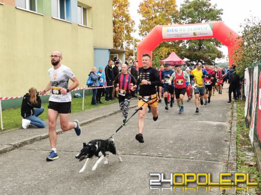 Ponad 160 osób pobiegło bieg "Ku słońcu" w Jełowej