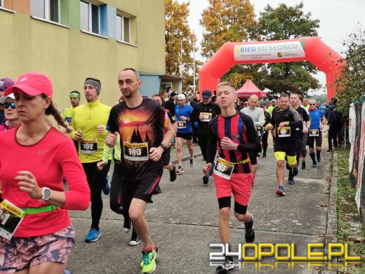 Ponad 160 osób pobiegło bieg "Ku słońcu" w Jełowej