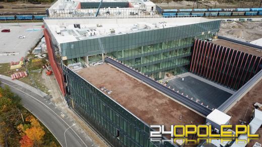 Będzie "nowym ratuszem" Opola - trwa budowa