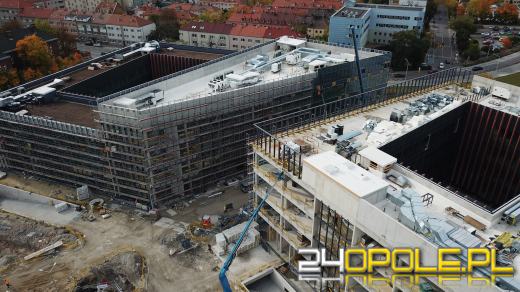 Będzie "nowym ratuszem" Opola - trwa budowa