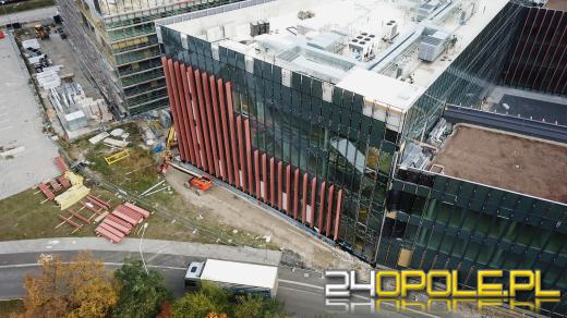 Będzie "nowym ratuszem" Opola - trwa budowa