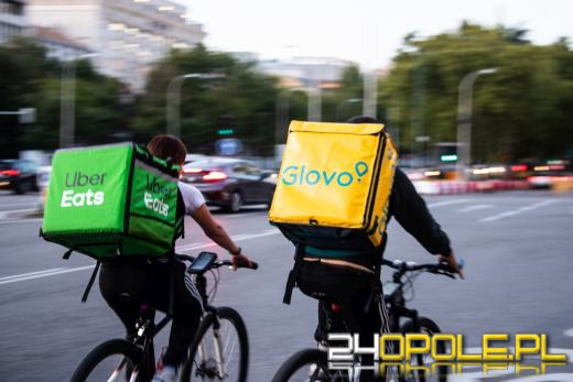 Uber Eats i Glovo pod lupą UOKiK po skargach klientów