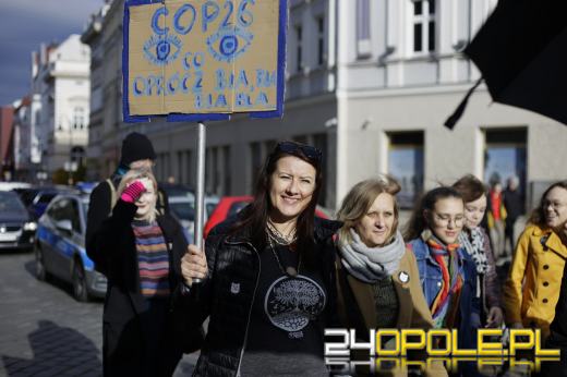 Ulicami miasta przeszedł marsz w obronie klimatu