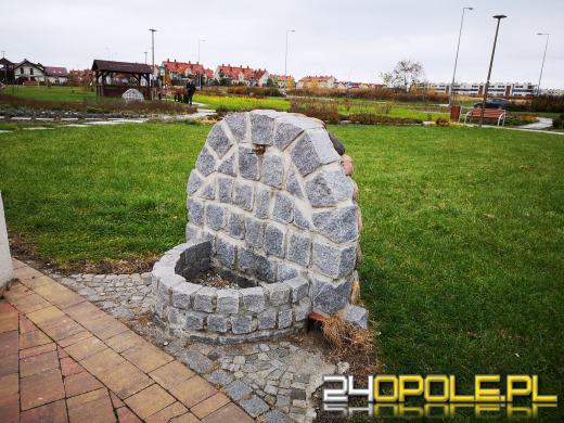 Wandale regularnie demolują Park sensoryczny. Miasto zleciło naprawę zniszczeń