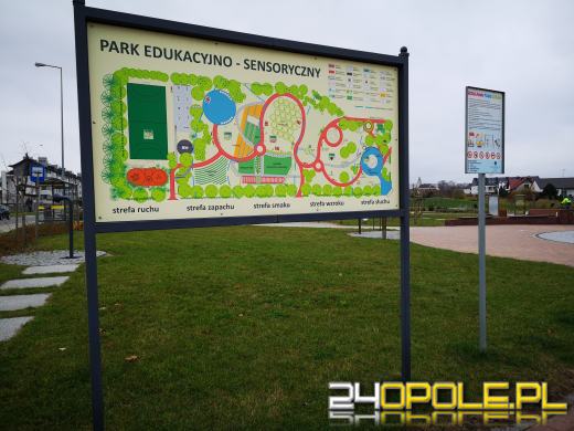 Wandale regularnie demolują Park sensoryczny. Miasto zleciło naprawę zniszczeń