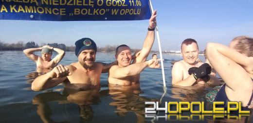 Kolejny sezon na morsowanie oficjalnie rozpoczęły Morsy Opole