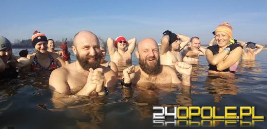 Kolejny sezon na morsowanie oficjalnie rozpoczęły Morsy Opole