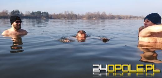 Kolejny sezon na morsowanie oficjalnie rozpoczęły Morsy Opole