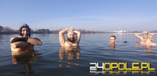 Kolejny sezon na morsowanie oficjalnie rozpoczęły Morsy Opole