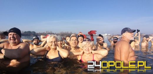 Kolejny sezon na morsowanie oficjalnie rozpoczęły Morsy Opole