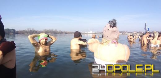 Kolejny sezon na morsowanie oficjalnie rozpoczęły Morsy Opole