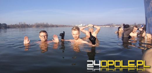 Kolejny sezon na morsowanie oficjalnie rozpoczęły Morsy Opole
