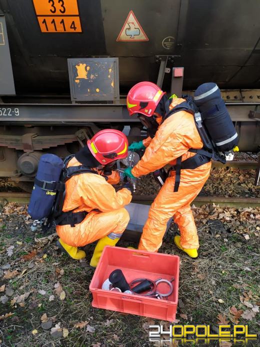 Samochód wjechał pod cysternę kolejową. Ćwiczenia w Sławięcicach