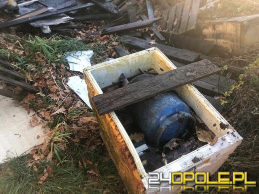 Pożar altany przy ul. Portowej w Kędzierzynie-Koźlu. Nie żyje jedna osoba