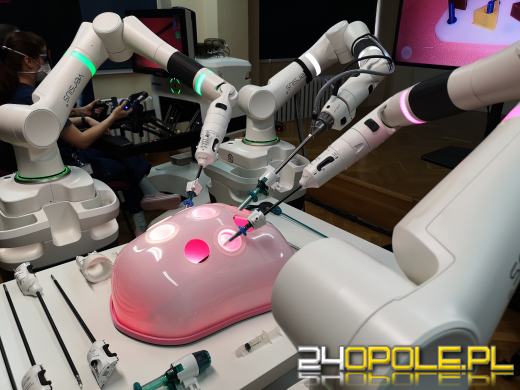 USK stara się o pozyskanie robota chirurgicznego