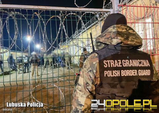 Policjanci zapobiegli eskalacji buntu w ośrodku dla imigrantów