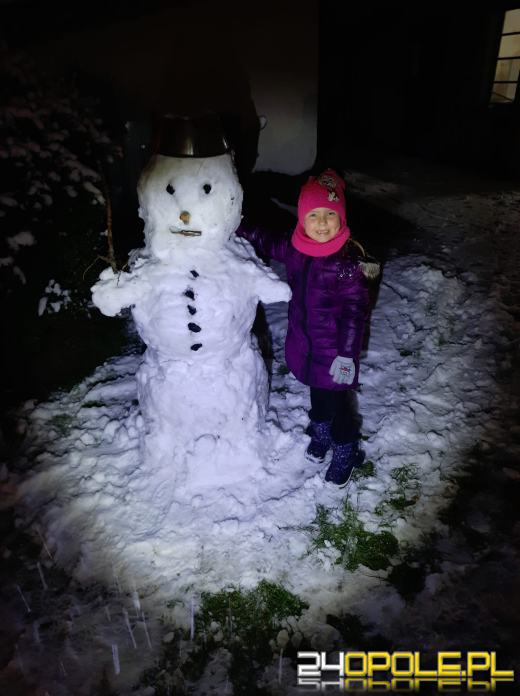 Spadł pierwszy śnieg. Opolanie...ulepili bałwany!