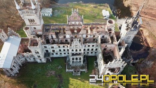 Pałac w Kopicach nadal bez właściciela. Czy to klątwa?