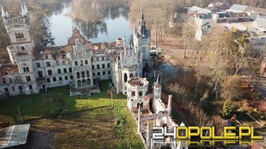 Pałac w Kopicach nadal bez właściciela. Czy to klątwa?