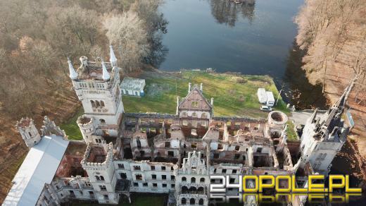 Pałac w Kopicach nadal bez właściciela. Czy to klątwa?