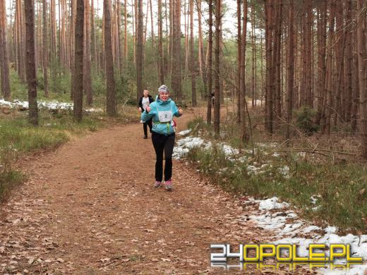 Po raz trzeci w Ozimku wystartował Bieg Mikołajkowy 