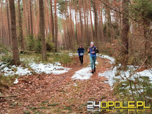 Po raz trzeci w Ozimku wystartował Bieg Mikołajkowy 