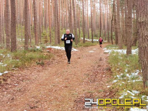 Po raz trzeci w Ozimku wystartował Bieg Mikołajkowy 