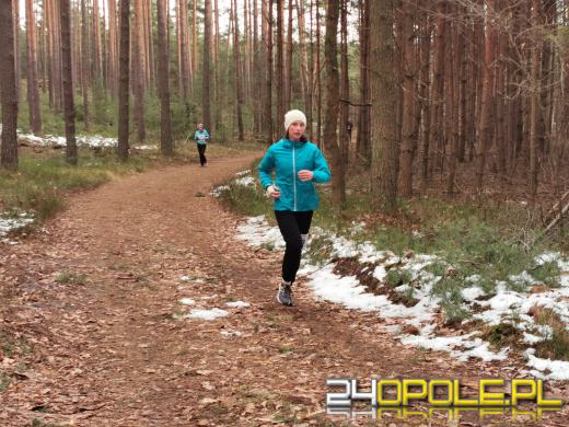 Po raz trzeci w Ozimku wystartował Bieg Mikołajkowy 