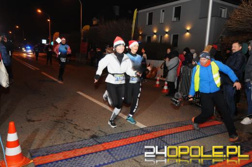 Ponad 400 uczestników pierwszego "Nocnego Mikołajkowego Biegu Nyskiego"
