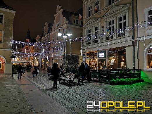 Trwa Jarmark Bożonarodzeniowy w Opolu