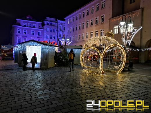 Trwa Jarmark Bożonarodzeniowy w Opolu
