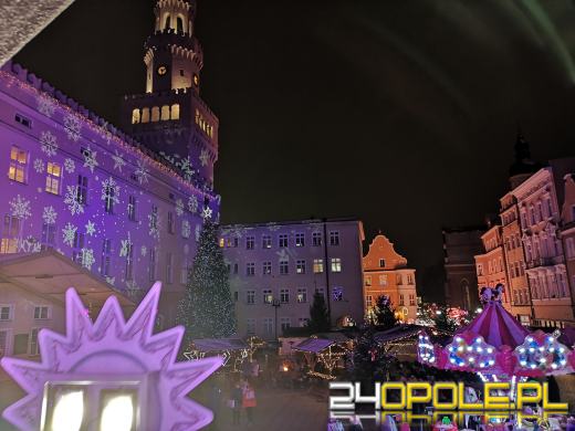 Trwa Jarmark Bożonarodzeniowy w Opolu