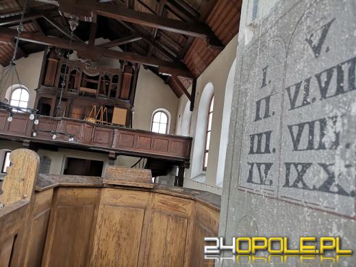 Ostatnie nabożeństwo odbyło się w tym kościele w roku 1978