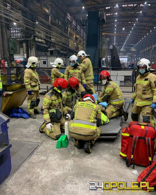 Kluczbork: Wypadek w zakładzie pracy. Maszyna wciągnęła pracownika