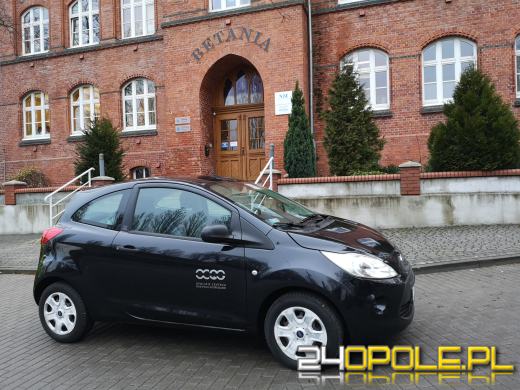 Hospicjum Betania otrzymało nowy samochód. Pomoże w obsłudze podopiecznych