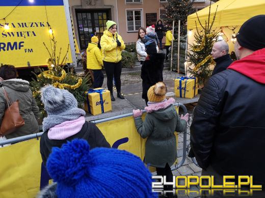 RMF rozdało ponad 1000 choinek