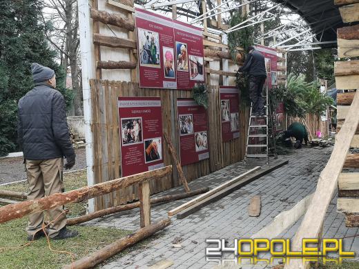 Powstaje szopka bożonarodzeniowa w Opolu-Szczepanowicach