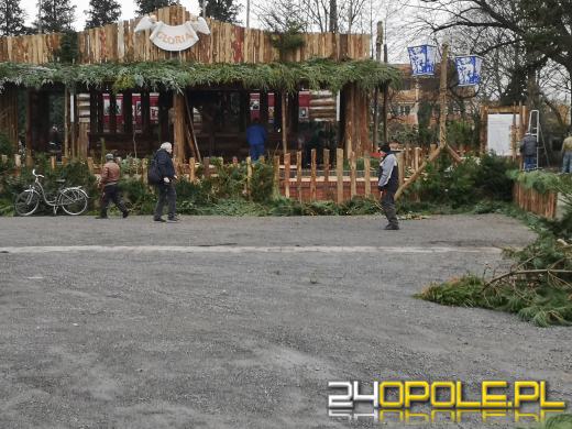 Powstaje szopka bożonarodzeniowa w Opolu-Szczepanowicach