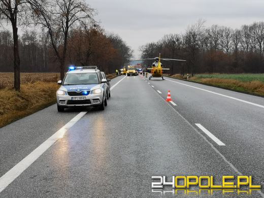 Czołowe zderzenie pojazdów w Dąbrowie. Lądował śmigłowiec LPR