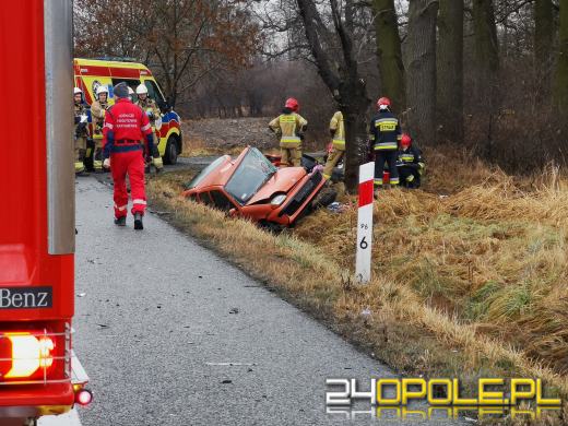 Czołowe zderzenie pojazdów w Dąbrowie. Lądował śmigłowiec LPR