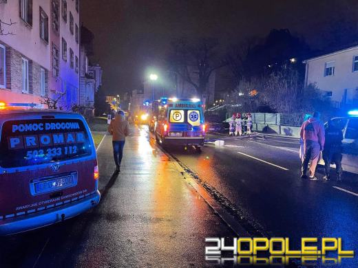 Młody kierowca nie opanował mustanga. Kolizja na Oleskiej w Opolu