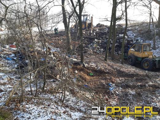 Z oleskich lasów wywieziono kilkadziesiąt ton śmieci!